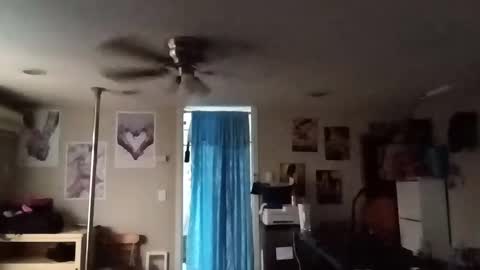 kikilovespartylights online show from 01/17/25, 04:57