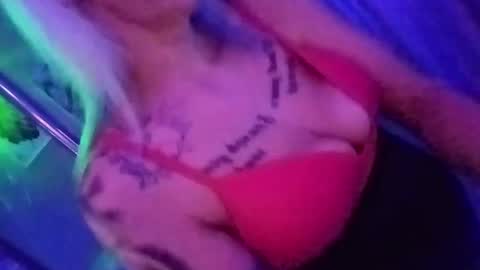 kikilovespartylights online show from 03/11/25, 07:58