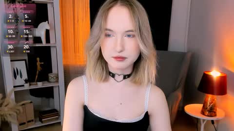 Kiki online show from 11/23/25, 10:20