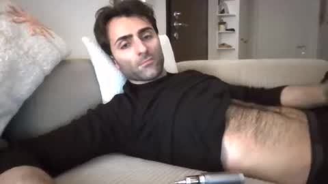 Snapshot of kikkus01 chatting on 03/21/26, 09:18 kikkus01 online show from 03/21/26, 09:18