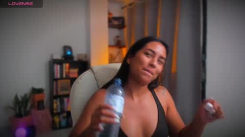 Snapshot of killaa01 chatting on 02/23/25, 12:30 Alejandra online show from 02/23/25, 12:30