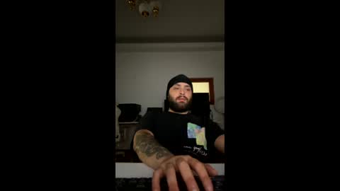 Snapshot of killerbeexxx chatting on 05/31/26, 11:39 killerbeexxx online show from 05/31/26, 11:39