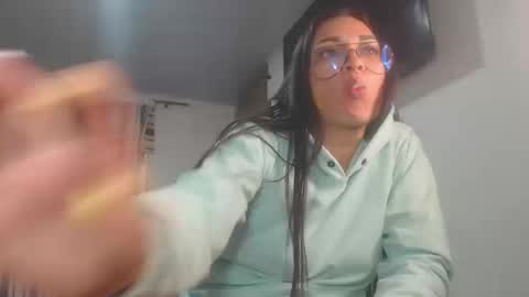 Snapshot of killey_saints chatting on 10/17/25, 12:58 killey online show from 10/17/25, 12:58