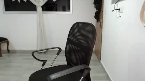Snapshot of killey_saintss chatting on 07/10/26, 12:48 Killey online show from 07/10/26, 12:48