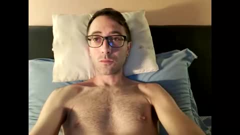 kingstoned online show from 10/01/25, 04:24