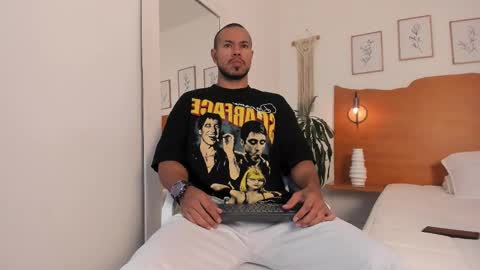 Kilua Muscle guy online show from 01/10/26, 09:41