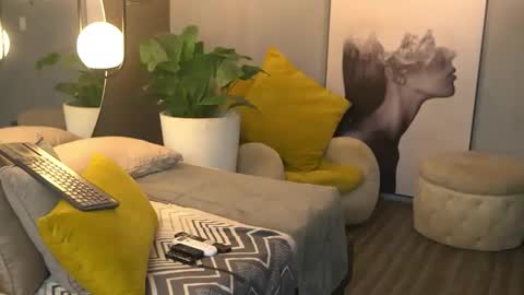 Kim online show from 04/01/26, 01:01