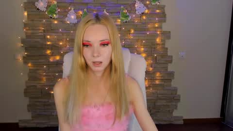 Snapshot of kim_boyd chatting on 01/11/25, 12:40 kim_boyd online show from 01/11/25, 12:40