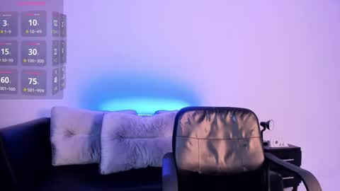 Kim online show from 09/25/25, 12:09