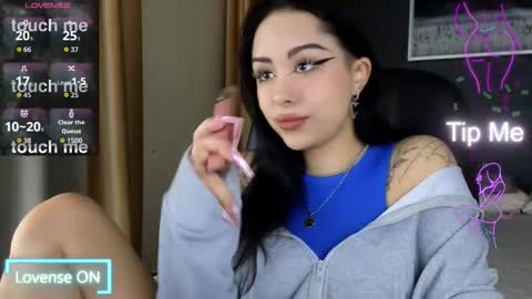 Kim online show from 01/11/26, 05:23