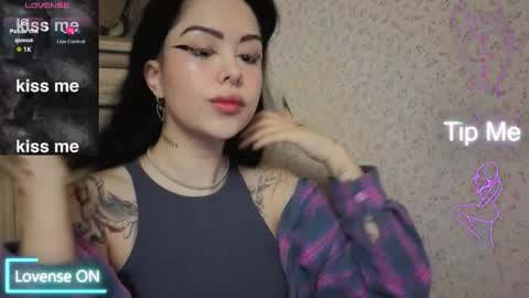 Kim online show from 02/17/26, 05:26