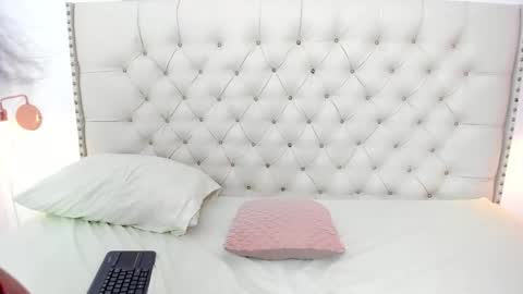 Snapshot of kim_eli chatting on 01/09/25, 08:11 kim_eli online show from 01/09/25, 08:11