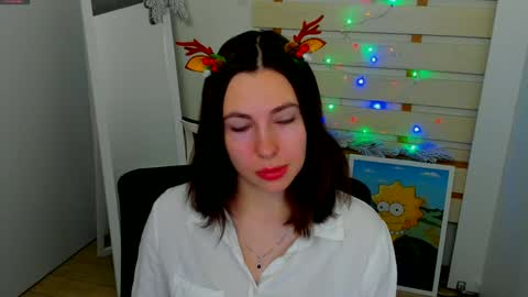 Kim online show from 12/31/24, 07:42