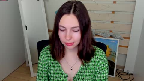 Kim online show from 01/12/25, 01:37