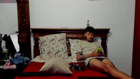 Snapshot of kim_jero chatting on 02/25/25, 02:36 kim_jero online show from 02/25/25, 02:36