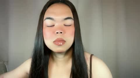 KYLIE online show from 12/14/25, 05:46