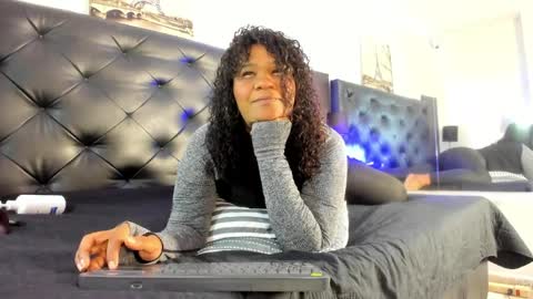 Kim Marquez online show from 04/12/26, 09:09