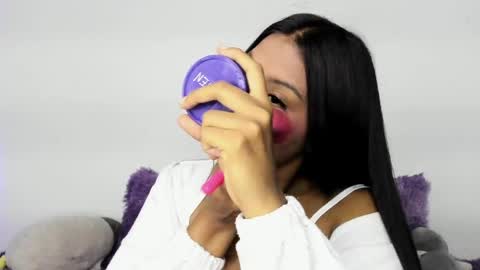 kim_mouth17 online show from 04/04/26, 11:02