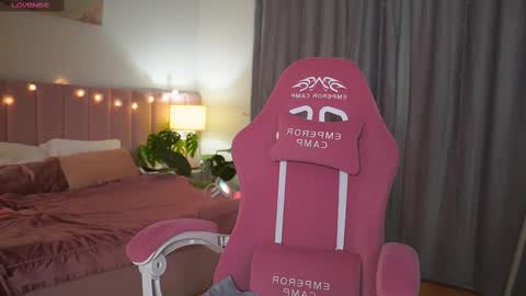 Kim Oberlin online show from 02/25/25, 10:37