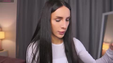 Kim Oberlin online show from 11/05/25, 11:10