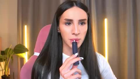 Kim Oberlin online show from 11/14/25, 04:06