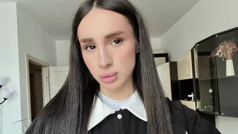 Kim Oberlin online show from 04/10/26, 04:01