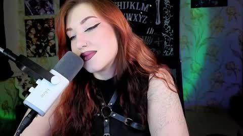 Hi Im Kimberly but u can call me Kim. Turn on ur sound i love to talk and moan online show from 11/13/25, 05:50