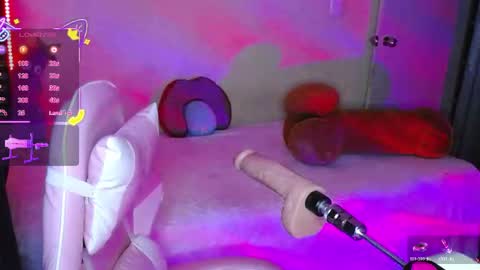 Kim Mishell  online show from 05/08/26, 04:51