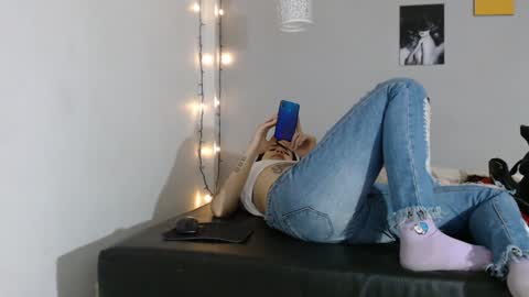 Kim  Yuk online show from 01/13/25, 07:21