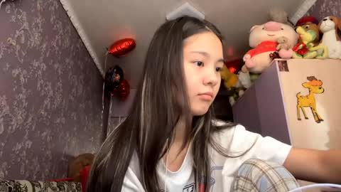 Polly online show from 05/20/26, 08:09