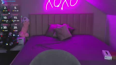 Snapshot of kimberlly_smith chatting on 12/21/25, 12:18 kimberlly_smith online show from 12/21/25, 12:18