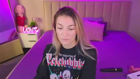 Snapshot of kimberlly_smith chatting on 07/20/26, 11:29 kimberlly_smith online show from 07/20/26, 11:29