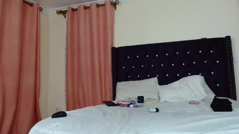 Snapshot of kimberly_blaze chatting on 01/26/25, 10:24 kimberly_blaze online show from 01/26/25, 10:24