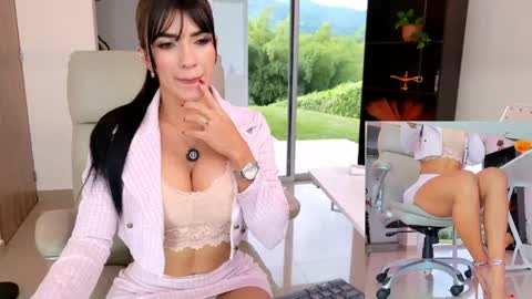 Snapshot of kimberly_hot2 chatting on 05/13/26, 08:16 Melissa online show from 05/13/26, 08:16
