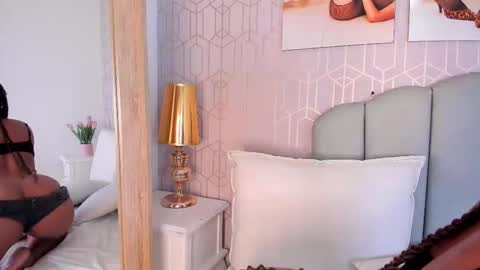 Snapshot of kimberly_martinezz chatting on 02/25/26, 08:07 Kimberly online show from 02/25/26, 08:07