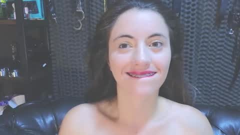  KIMBERLY SWAN  online show from 01/27/25, 08:39