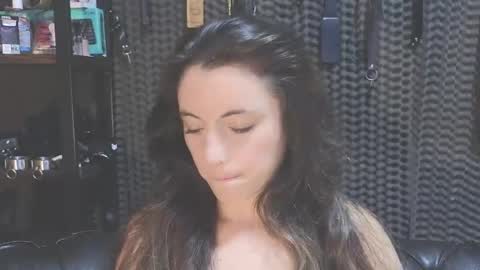  KIMBERLY SWAN  online show from 02/06/25, 03:41