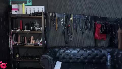  KIMBERLY SWAN  online show from 11/14/25, 07:23