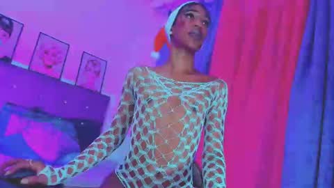 Snapshot of kimberly_thompsom chatting on 12/24/24, 03:26 Your Queen KIM online show from 12/24/24, 03:26