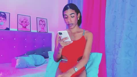 Snapshot of kimberly_thompsom chatting on 01/05/25, 06:56 Your Queen KIM online show from 01/05/25, 06:56