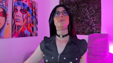 Snapshot of kimberly_thonson chatting on 02/15/25, 06:02 kimberly_thonson online show from 02/15/25, 06:02