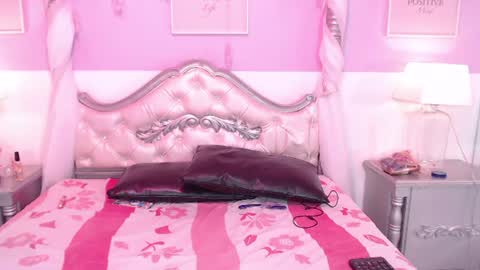         online show from 06/21/26, 12:19