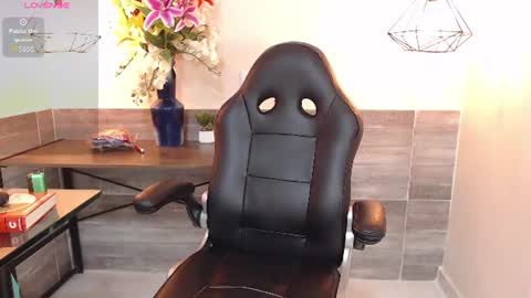         online show from 07/03/26, 08:15