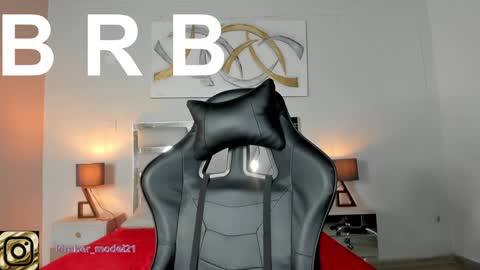 Snapshot of kimberlycoxxx chatting on 12/28/24, 12:47 kimberly online show from 12/28/24, 12:47