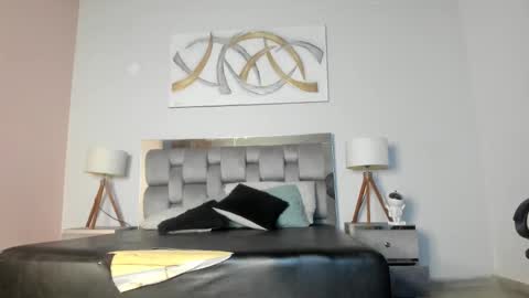 Snapshot of kimberlycoxxx chatting on 09/21/25, 04:03 kimberly online show from 09/21/25, 04:03