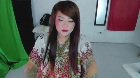 Kimberly Polizzi     online show from 12/14/24, 01:06