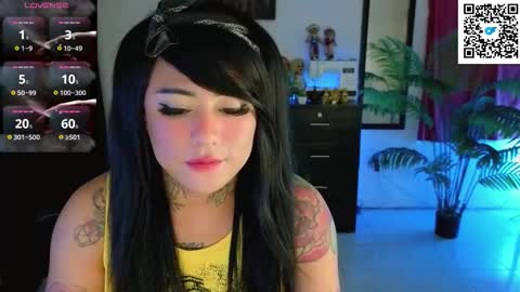 Kimberly Polizzi     online show from 11/12/25, 02:56