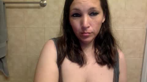 Snapshot of kimberlylynn chatting on 11/30/25, 12:31 KimberlyLynn online show from 11/30/25, 12:31