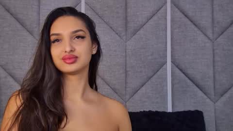 Kimberly online show from 12/22/25, 05:15