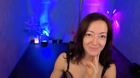 Kimberly online show from 10/11/25, 03:28